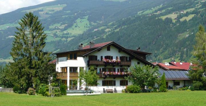 Gastehaus Brindlinger Apartamento Zell am Ziller Exterior foto